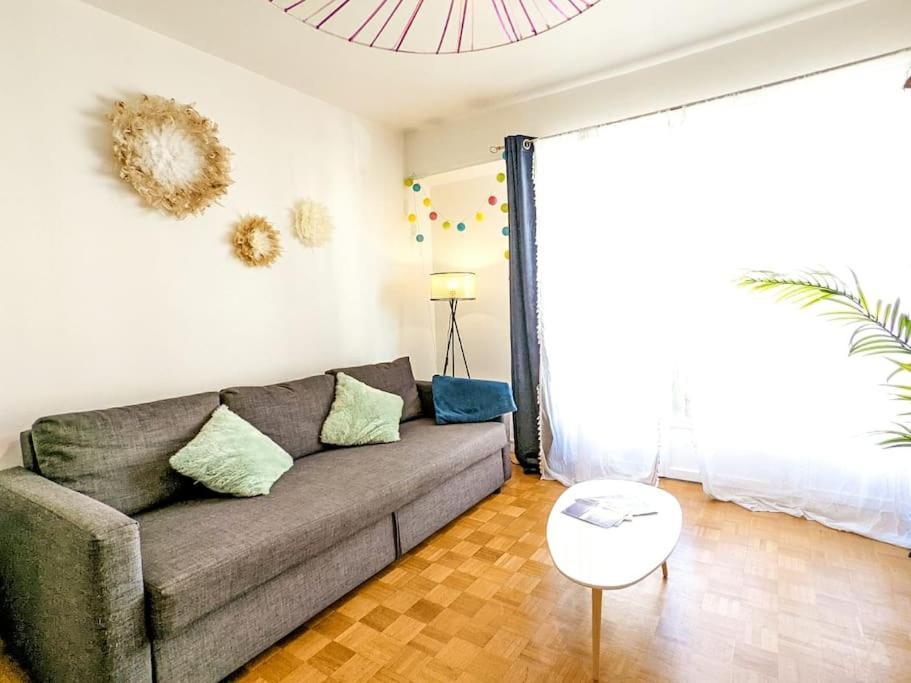Cosy Spring 2Ch - Place Verdun - Stationnement Gratuit Pau Eksteriør billede